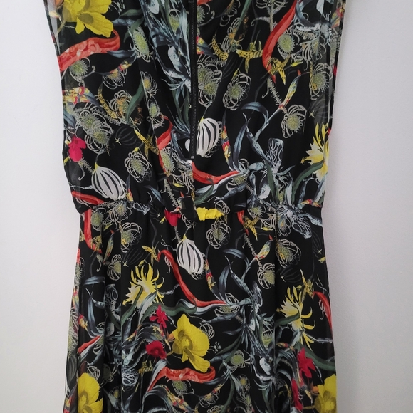 Alice + Olivia 💯 silk dress - Picture 7 of 8